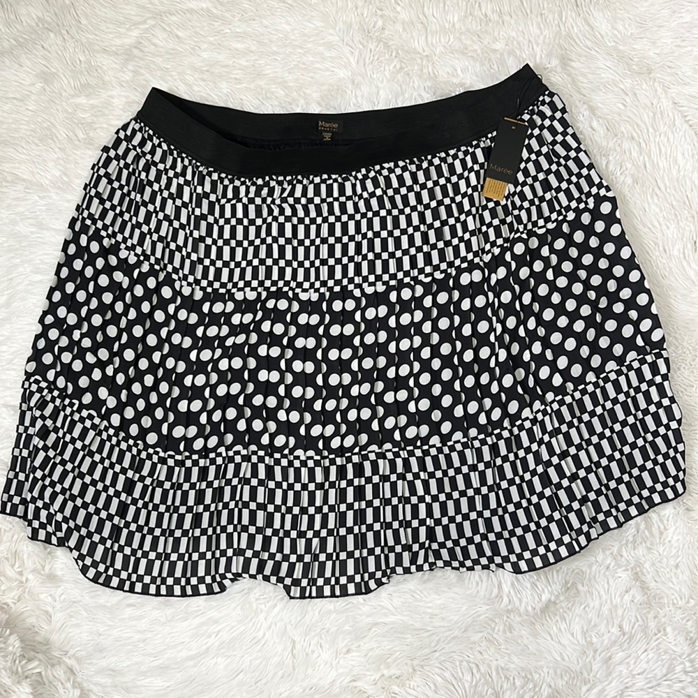 MARE’E Pour TOI Color Block Pleated Black & White Pull On Skirt Sizes 14 and‎ 20